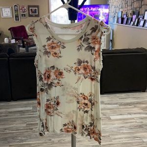 Floral tank